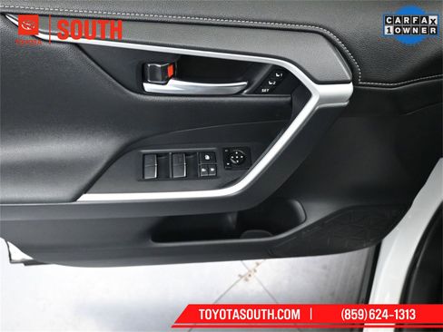Used 2024 Toyota RAV4 Limited image 29
