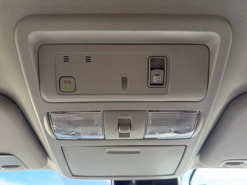 Used 2021 Nissan Titan SV w/ SV Convenience Package image 31