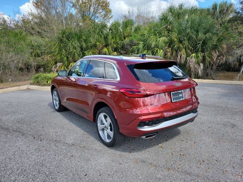 Certified 2025 Audi Q5 Premium Plus w/ Premium Plus image 6