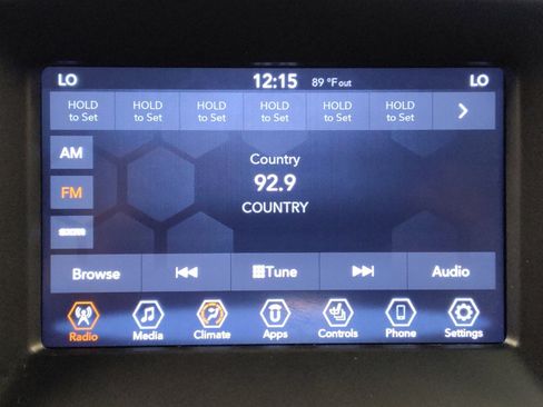 Used 2020 Jeep Compass Latitude w/ Cold Weather Group FWD image 25