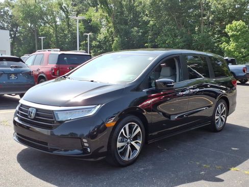 Used 2022 Honda Odyssey Touring image 3