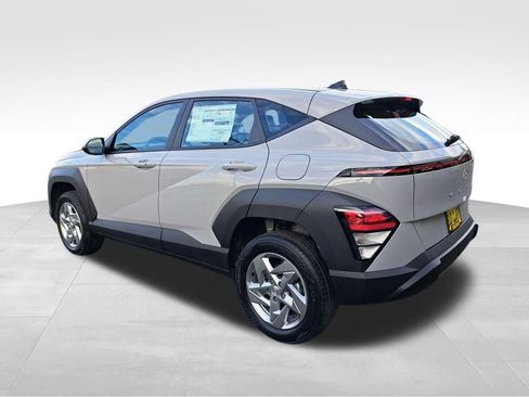 New 2026 Hyundai Kona SE AWD/4WD image 3