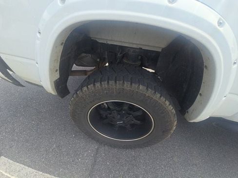 Used 2021 RAM 1500 Big Horn AWD/4WD image 17