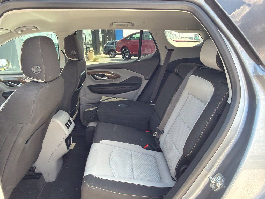Used 2018 GMC Terrain SLE FWD image 10