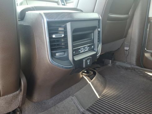 Used 2025 RAM 1500 Laramie AWD/4WD image 22