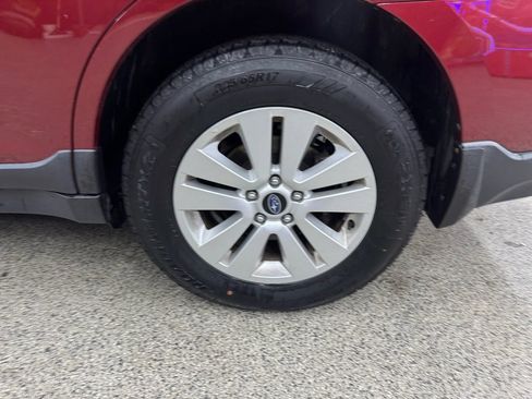 Used 2017 Subaru Outback 2.5i Premium image 34