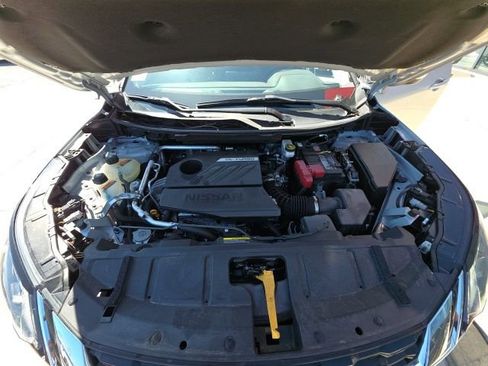 Used 2023 Nissan Rogue SV FWD image 27