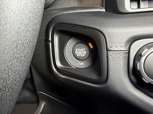 Used 2024 Jeep Wrangler High Altitude image 28