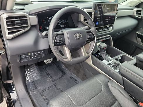 Used 2024 Toyota Tundra Limited image 24