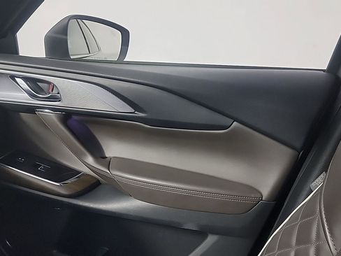 Used 2021 MAZDA CX-9 Signature image 22