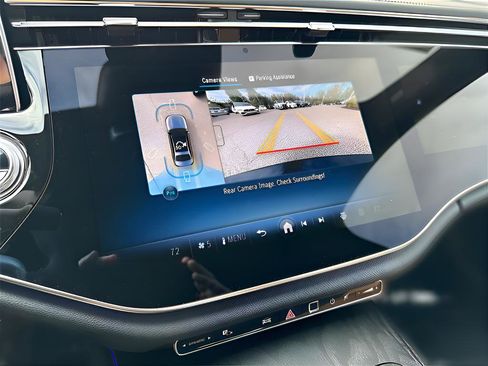 New 2026 Mercedes-Benz E 350 4MATIC Sedan image 17