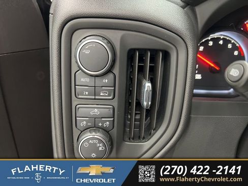 Used 2023 Chevrolet Silverado 1500 Custom image 22