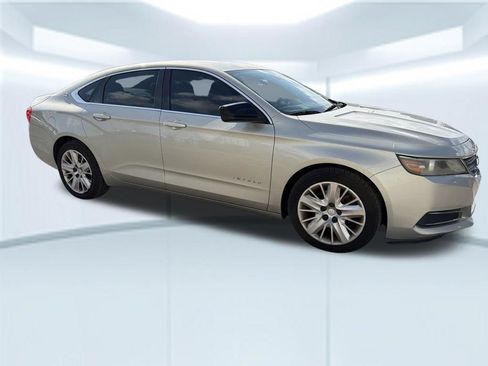 Used 2015 Chevrolet Impala LS FWD image 2