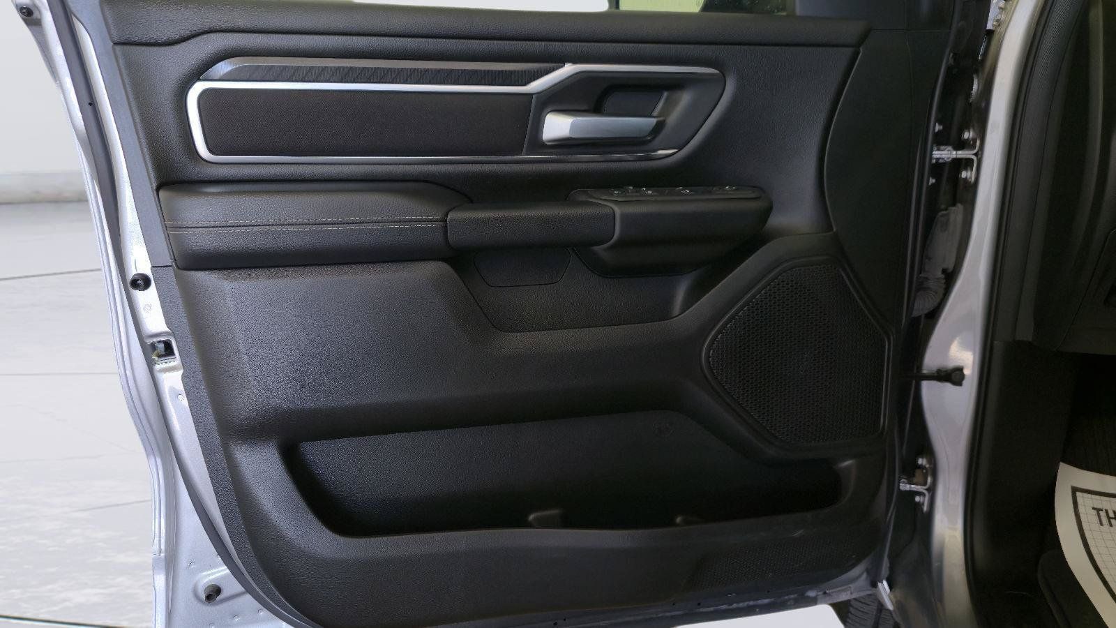 Used 2025 RAM 1500 Lone Star AWD/4WD image 12