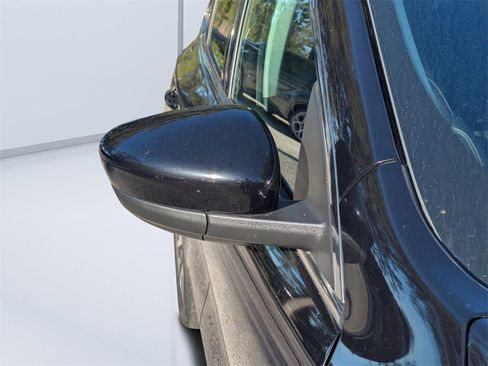 Used 2022 Ford Escape Titanium image 11