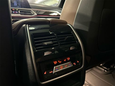 Used 2023 BMW X5 xDrive40i w/ M Sport Package image 25