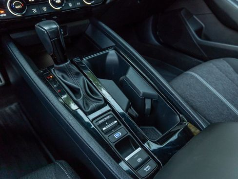 Used 2023 Honda Accord Sport image 26