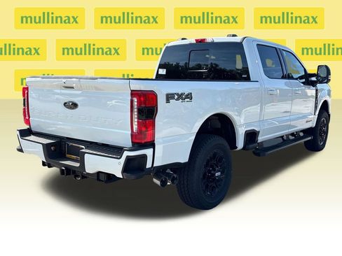 New 2026 Ford F250 Lariat w/ Black Appearance Package AWD/4WD image 4