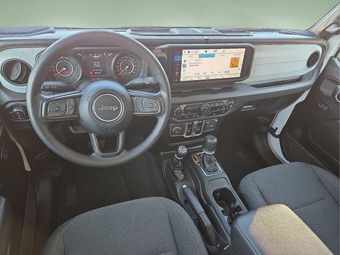Used 2025 Jeep Gladiator Sport AWD/4WD image 10