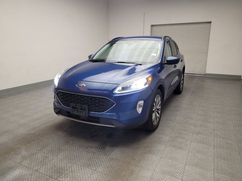 Used 2022 Ford Escape Titanium AWD/4WD image 15