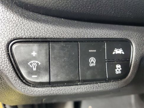 Used 2023 Kia Seltos S image 12