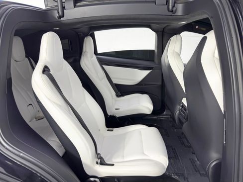 Used 2018 Tesla Model X 100D image 40