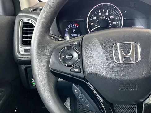 Used 2022 Honda HR-V EX image 10