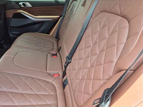 Used 2024 BMW X5 sDrive40i w/ M Sport Package RWD image 14