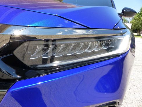 Used 2021 Honda Accord Sport image 15