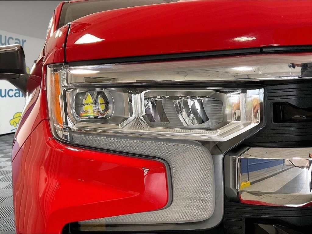 Used 2024 Chevrolet Silverado 1500 LT AWD/4WD image 33