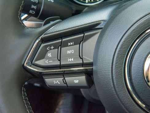 Used 2025 MAZDA CX-5 Signature AWD/4WD image 29