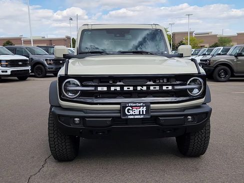 New 2026 Ford Bronco Outer Banks AWD/4WD image 4