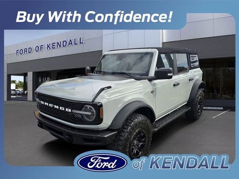 Used 2022 Ford Bronco Wildtrak image 1