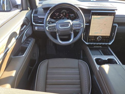 New 2026 GMC Acadia Denali Ultimate w/ LPO, Floor Liner Package AWD/4WD image 34