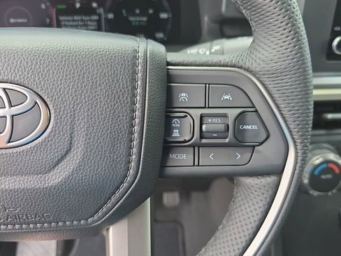 New 2026 Toyota Tacoma TRD Off-Road AWD/4WD image 17