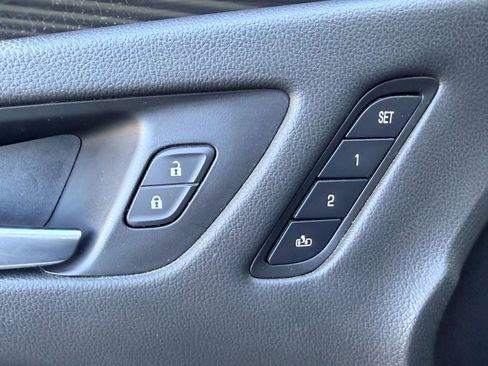 Used 2019 Buick Envision Essence image 15