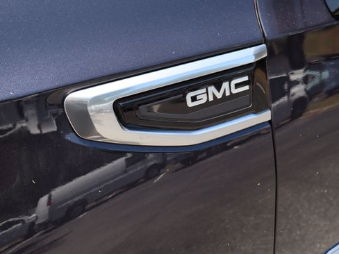 Used 2023 GMC Yukon Denali w/ Denali Reserve Package AWD/4WD image 17