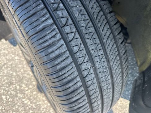 Used 2021 Kia Seltos SX w/ SX Sunroof Package image 33