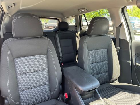 Used 2024 GMC Terrain SLE w/ Driver Convenience Package AWD/4WD image 37