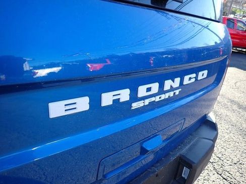 Certified 2025 Ford Bronco Sport Outer Banks w/ Outer Banks Tech Package+ AWD/4WD image 6