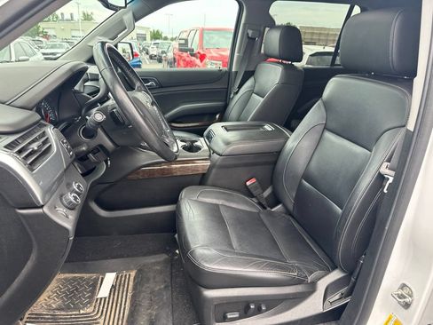 Used 2020 Chevrolet Tahoe LT AWD/4WD image 17