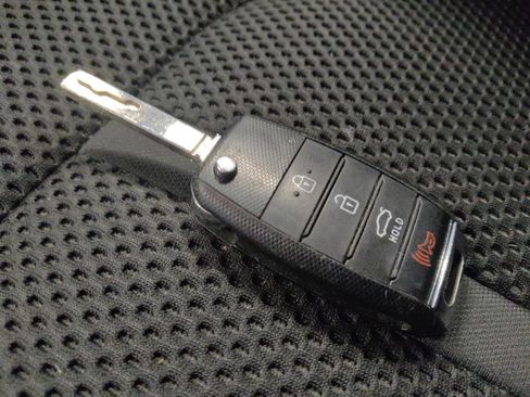 Used 2019 Kia Optima LX FWD image 32