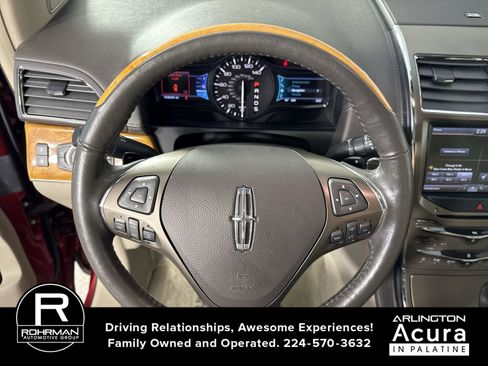 Used 2013 Lincoln MKX AWD image 12