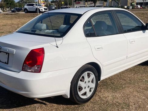 Used 2004 Hyundai Elantra GLS image 4
