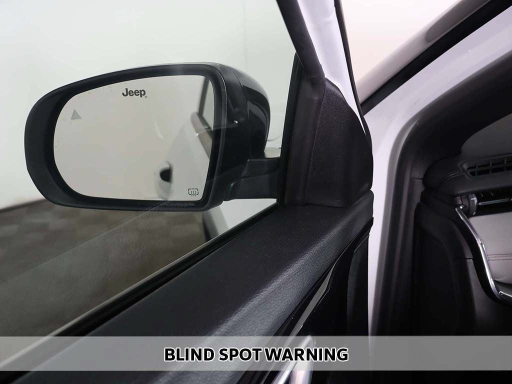 Used 2023 Jeep Compass Limited w/ Sun and Sound Group AWD/4WD image 6