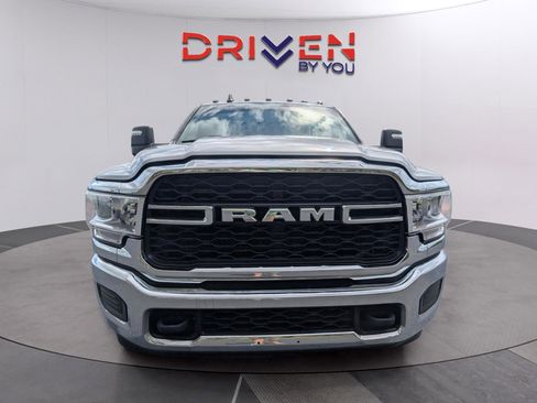 Used 2024 RAM 3500 Tradesman w/ Chrome Appearance Group image 8