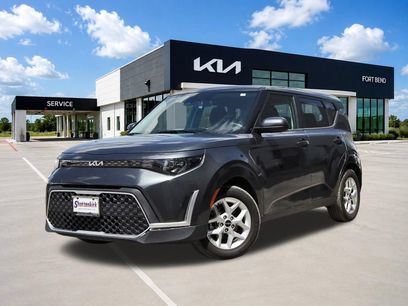 Used 2024 Kia Soul LX w/ Option Group 015