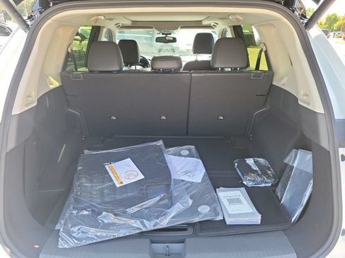 New 2026 Nissan Rogue Platinum AWD/4WD image 10