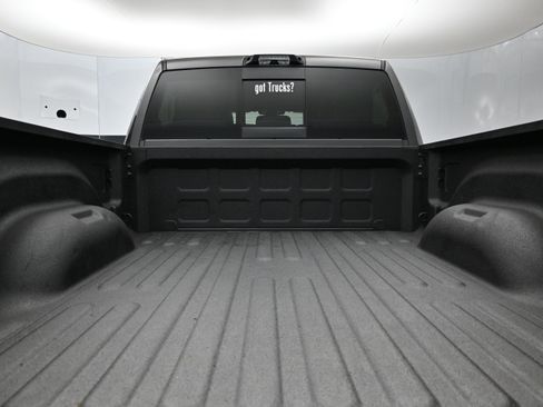 Used 2022 RAM 2500 Laramie AWD/4WD image 7