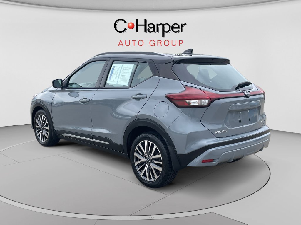 Used 2023 Nissan Kicks SR FWD image 5